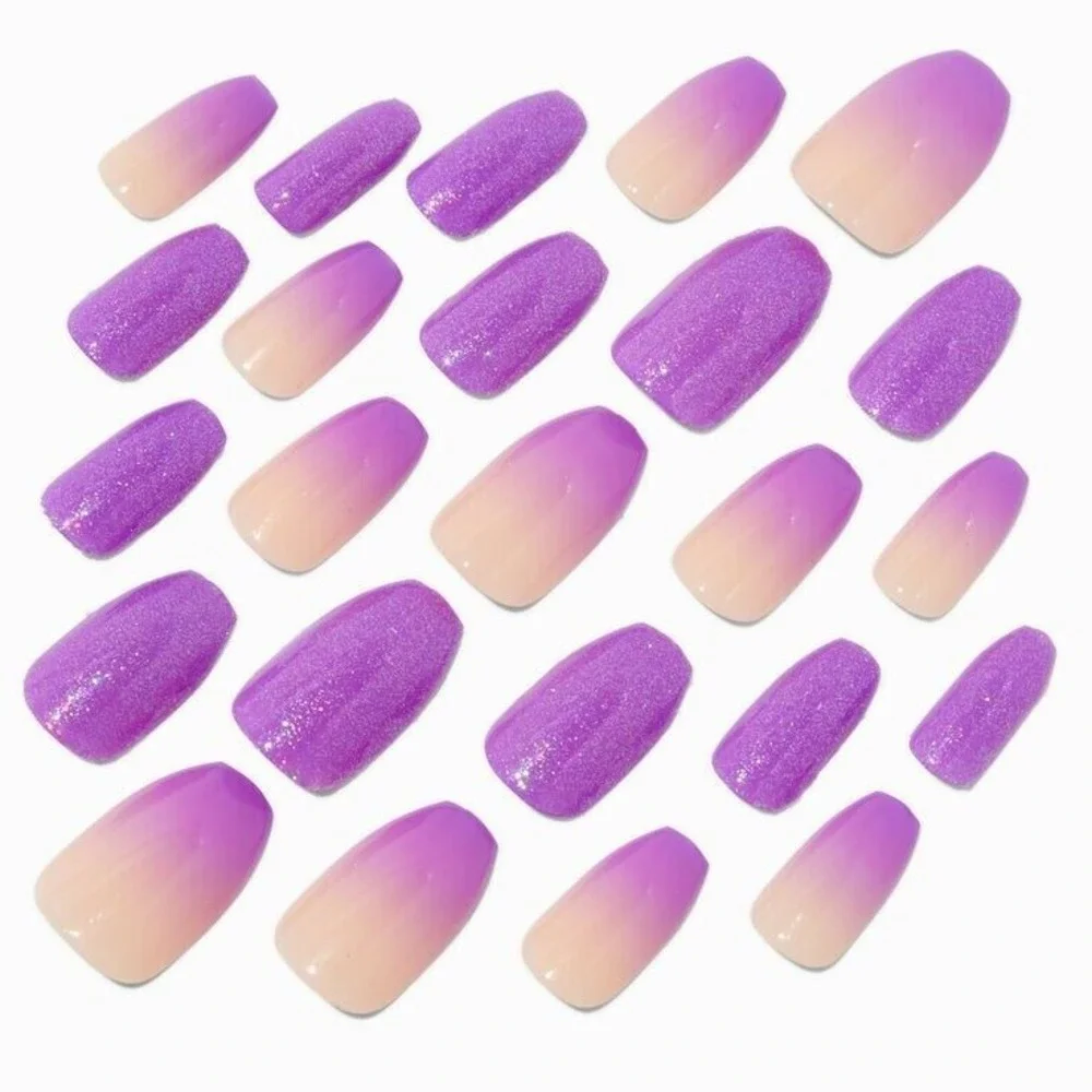 False Lashes & Purple Ombré Stiletto Vegan Faux Nail Gift Set - 24 Pack‎